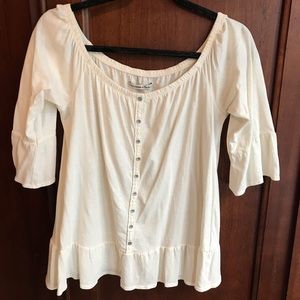 Abercrombie & Fitch Cream 3/4 sleeve blouse